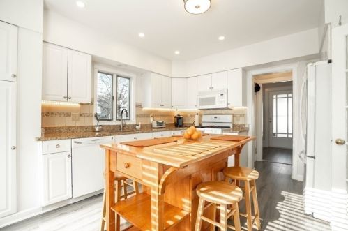 14 Prospect St, Saugus MA  01906-2155 exterior