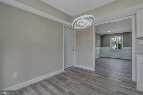 561 Charleston Rd, Willingboro NJ  08046-1768 exterior