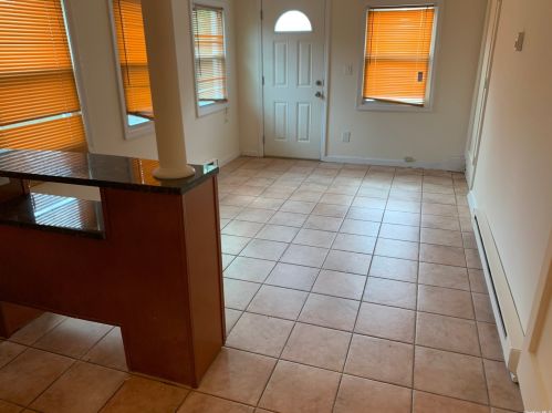 261-18 69th Ave, Floral Park, NY 11004-1046