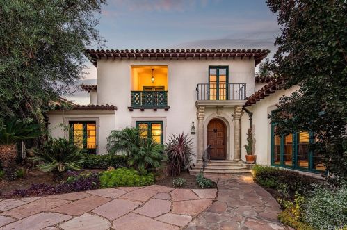 275 Granada Ave, Long Beach, CA 90803-5521