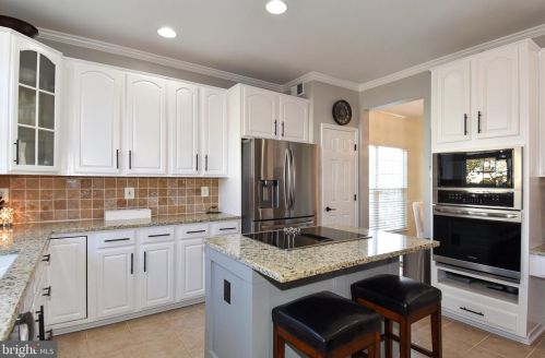 14276 Town Commons Way, Gainesville VA  20155-1497 exterior