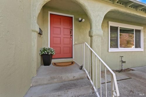 527 San Juan St, Santa Rosa CA  95409-2802 exterior