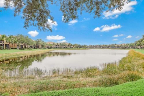 9205 Museo Cir, Naples FL  34114-9526 exterior