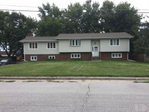 610 Boundary St, Clarinda, IA 51632-2913