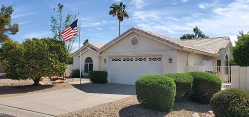 26605 Eastlake Dr, Chandler, AZ 85248-7271