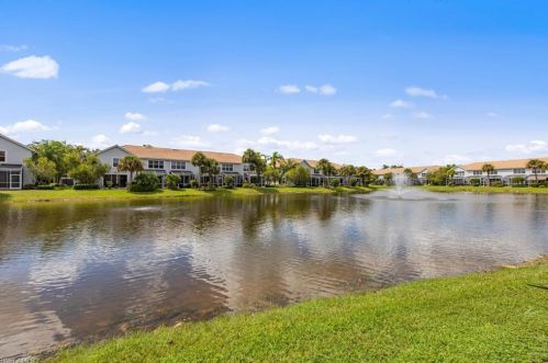 15518 Marcello Cir, Naples FL  34110-2839 exterior