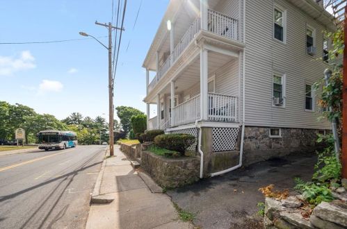 1538 Chalkstone Ave, Providence, RI 02909-4919