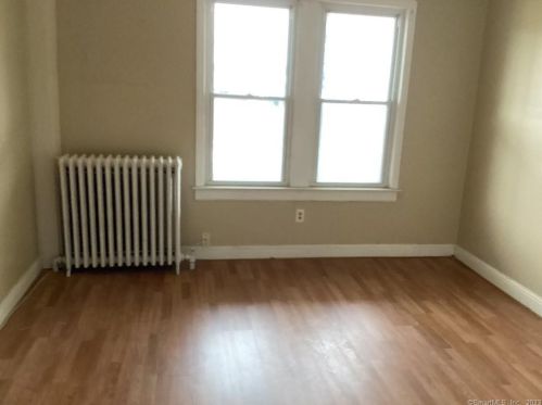 27 Dwight St, New Britain CT  06051-2314 exterior