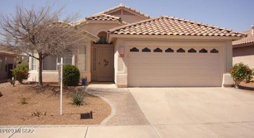 9099 Ironwood Bluffs Ln, Tucson, AZ 85742-4462