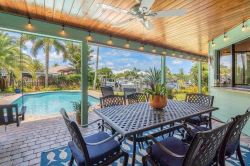 1489 Seahawk Way, Palm City FL  34990-4249 exterior