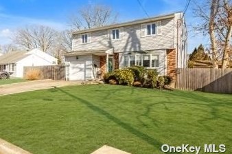 16 Hanley Ave, Huntington Station, NY 11747-1708