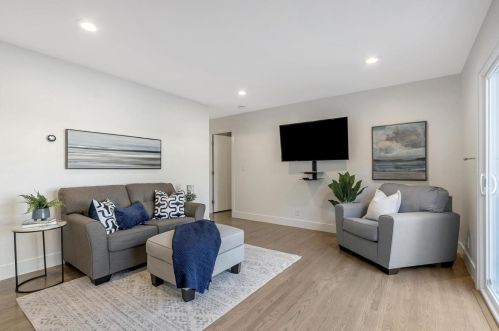 1685 Grizilo Dr, San Jose CA  95124-1920 exterior