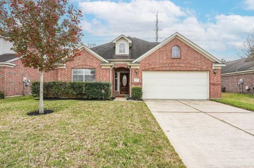 6810 Lark Hill St, Humble, TX 77338-6425