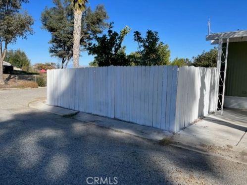 17130 Palomas Dr, Perris CA  92570-8406 exterior