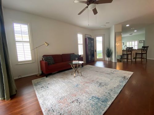 209 Deleon Springs Dr, Fort Pierce, FL 34986-1917