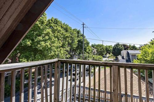 1600 35, Milwaukee WI 53215-1827 exterior