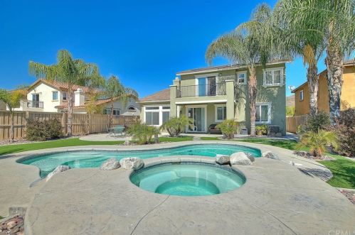 34285 Blossoms Dr, Lake Elsinore, CA 92532-2584