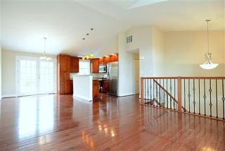 507 Lindsay Ct, Sterling VA  20164-5524 exterior