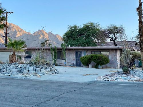 77325 Calle Monterey, La Quinta CA  92253-3413 exterior