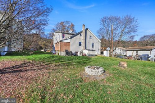 594 Valley Rd, Primrose PA  17901-8852 exterior