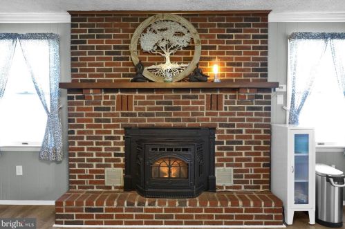 349 Chestnut St, Pottstown PA  19464-5638 exterior