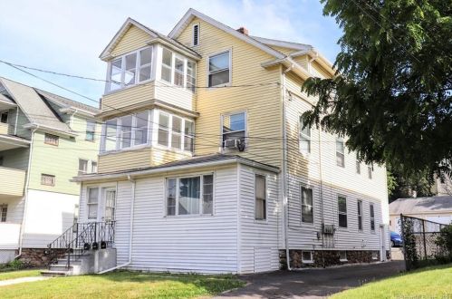 39 Gridley St, Bristol CT  06010-6207 exterior