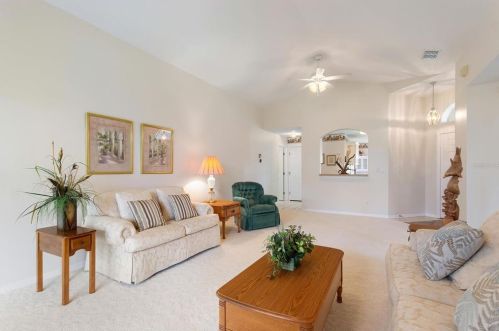 114 Rdg Vw Dr, Davenport FL 33837-5563 exterior