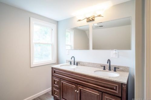 233 Birch St, Bristol CT  06010-7835 exterior