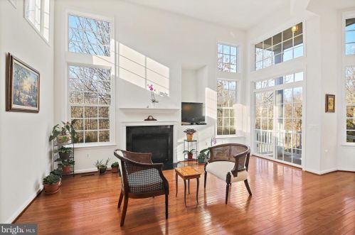 9450 Raith Ct, Bristow VA  20136-3505 exterior