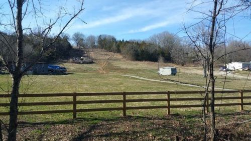 1727 Colbert Hollow Rd, Lewisburg, TN 37091-5261