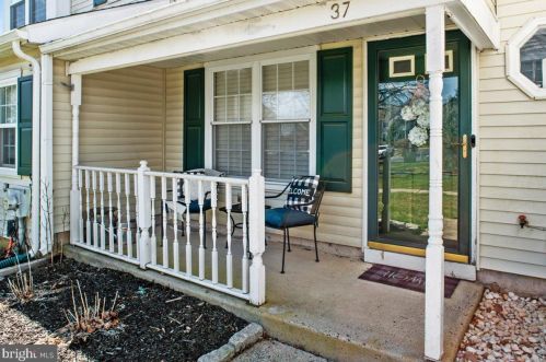 37 Taylors Way, Southampton, PA 18966-2687