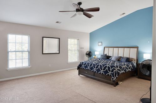 72 Shadow Moss Dr, Beaufort SC  29906-6005 exterior