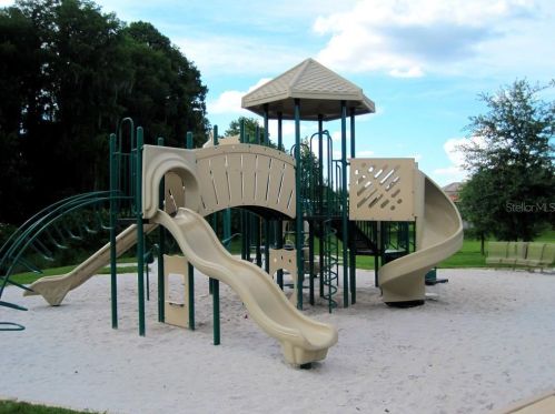 9445 Beaufort Ct, New Port Richey FL  34654-4403 exterior