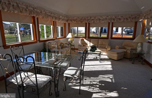 988 Lansdale Ave, Lansdale PA 19446-1621 exterior