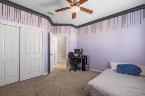 1451 Primavera Ave, Manteca CA  95336-6450 exterior