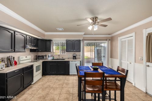 10814 12 St, Phoenix AZ 85085-7708 exterior