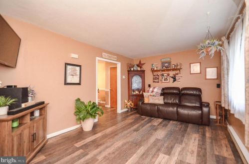5261 Heidelberg Heights Rd, Germansville, PA 18053-2018