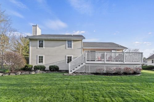 106 Meadows Dr, Edgerton, WI 53534-2405