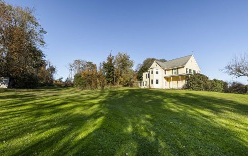 637 Route 308, Rhinebeck NY  12572-3410 exterior