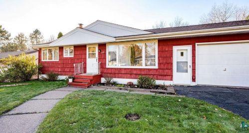 719 Ebony Ave, Duluth MN  55811-5043 exterior
