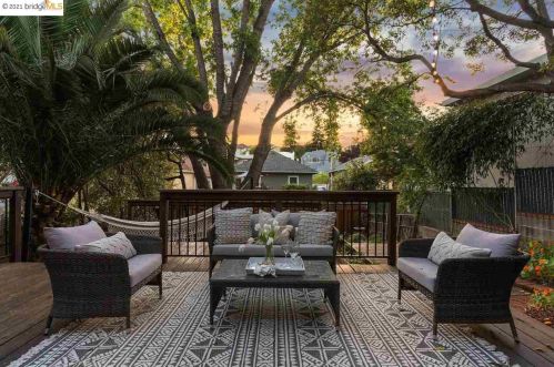 3907 Everett Ave, Oakland, CA 94602-1763