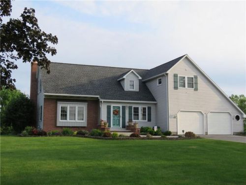 6595 Chili Riga Center Rd, Clifton, NY 14428-9580