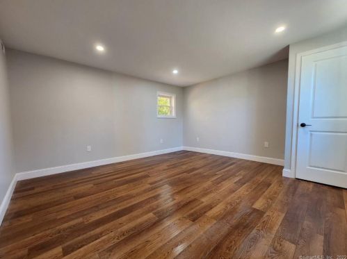 222 Thorpe Ave, Meriden CT  06450-9206 exterior