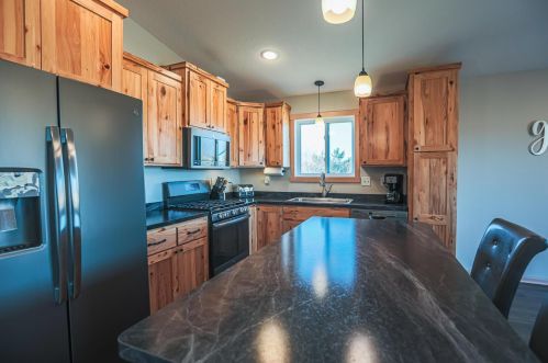 1442 212th St, Saint Croix Falls, WI 54024-9252