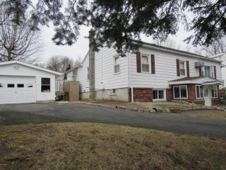 4 Van Schoonhoven Sq, Waterford, NY 12188-2045