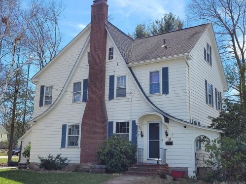 18 Stephen St, Manchester, CT 06040-4431
