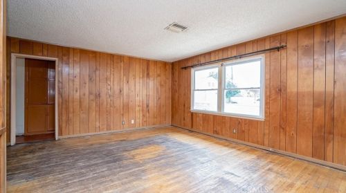 1118 Elgenia Ave, West Covina CA  91790-1320 exterior