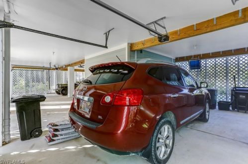 555 Piedmont Rd, Sanibel FL  exterior