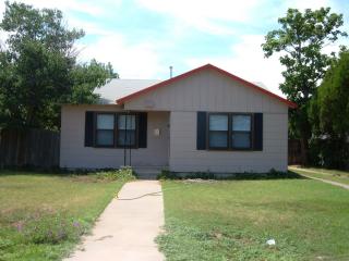 2711 41st St, Lubbock TX  79413-3205 exterior