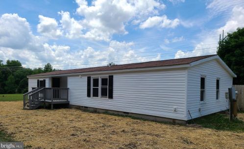 7518 Flippo Dr, Fredericksburg, VA 22408-0424